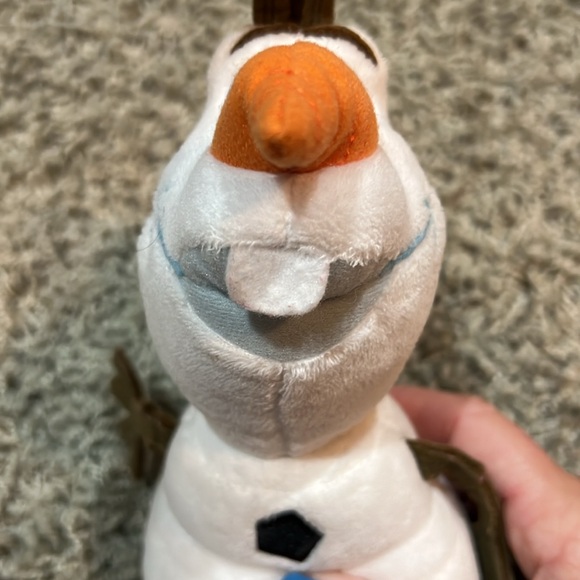 Mini Olaf Plush “Frozen” - Picture 3 of 7